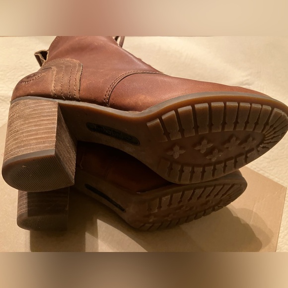 Timberland Lace-up Ankle Boots - Picture 5 of 5